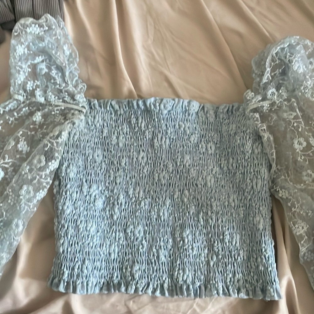 Summer Top - Picture 2 of 3
